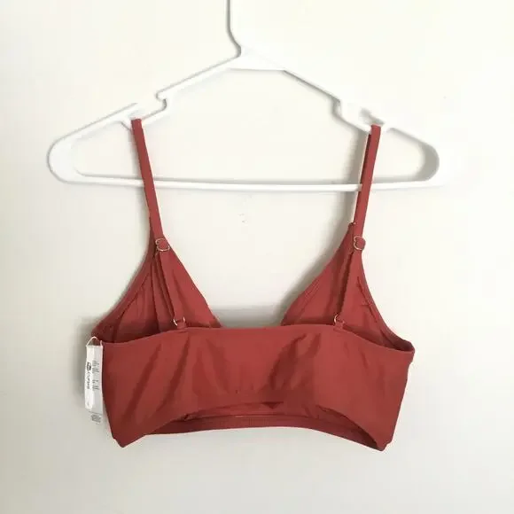 CUPSHE Women's Bikini Top V Neck Brick Red Spaghetti Straps Twist Front Sz L - Picture 4 of 8